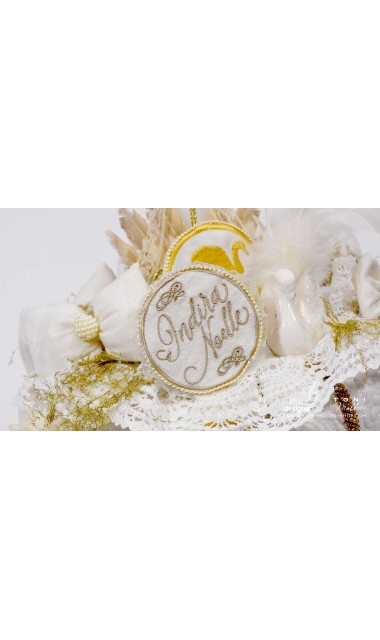 Lumanare botez cu lebede brodate si dantela alba Gold Swan 5